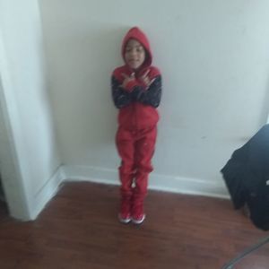 Meet your Posher, Troy